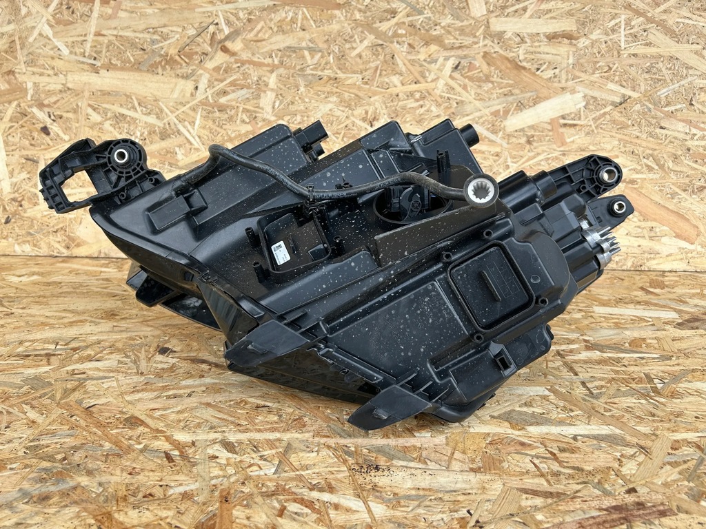 фото №10, Skoda kodiaq 2022 лампи передні