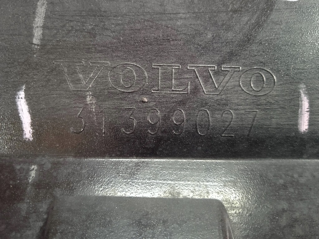 фото №12, Спойлер накладка задня volvo xc90 ii