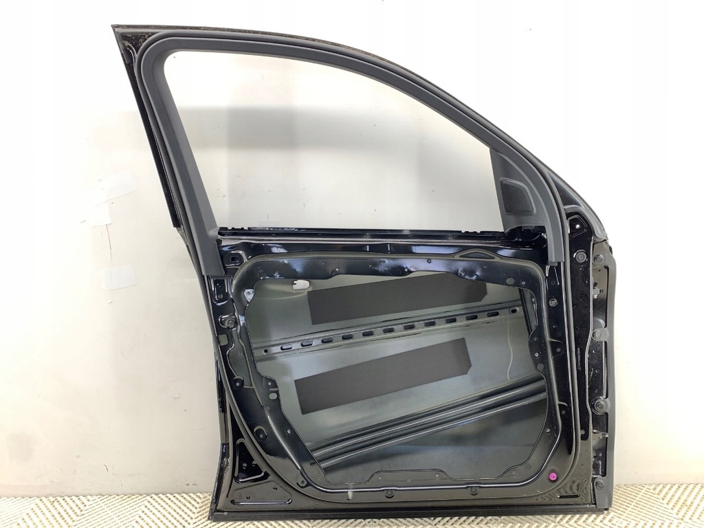 фото №9, Дверь левый перед mercedes gle suv чёрный