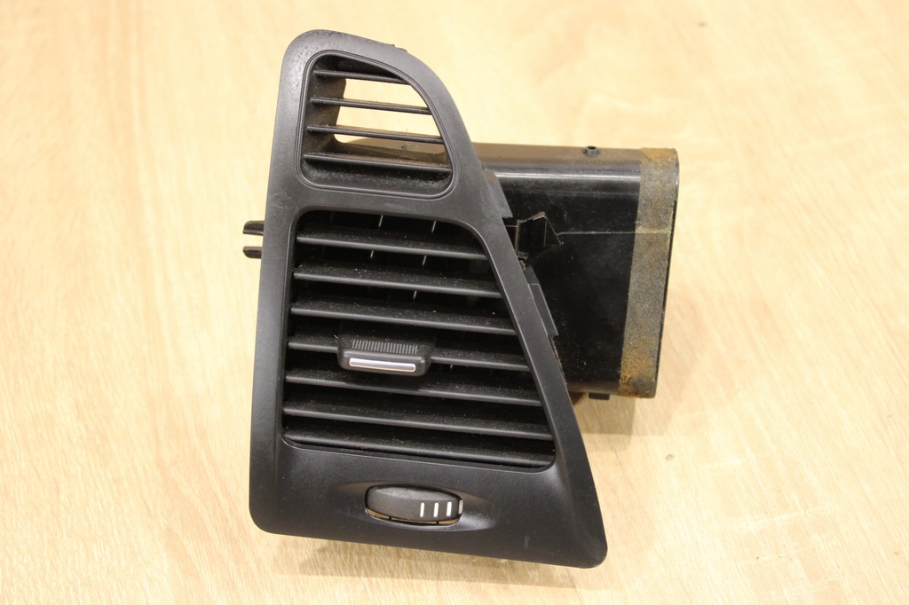 фото №1, Решётка обдув левая renault laguna iii