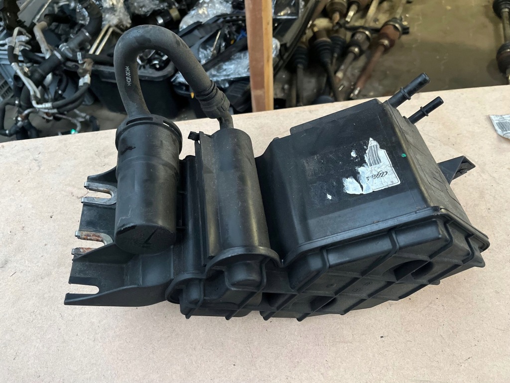 Купити Фільтр вугільний par пального повітря підкрилок alfa romeo giulia 50566445