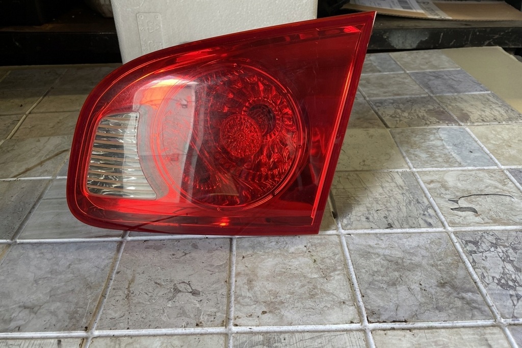 фото №8, Правая лампа крышки багажника hyundai santa fé ii cm 924062b000 2.7l
