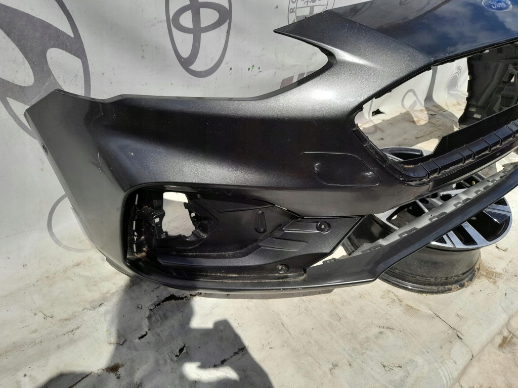 Ford focus mk4 st 18 r. бампер Цена