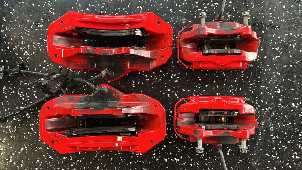 фото №8, Dodge challenger 6.2 hellcat тормоза тормозные диски суппорты тормозные колодки brembo