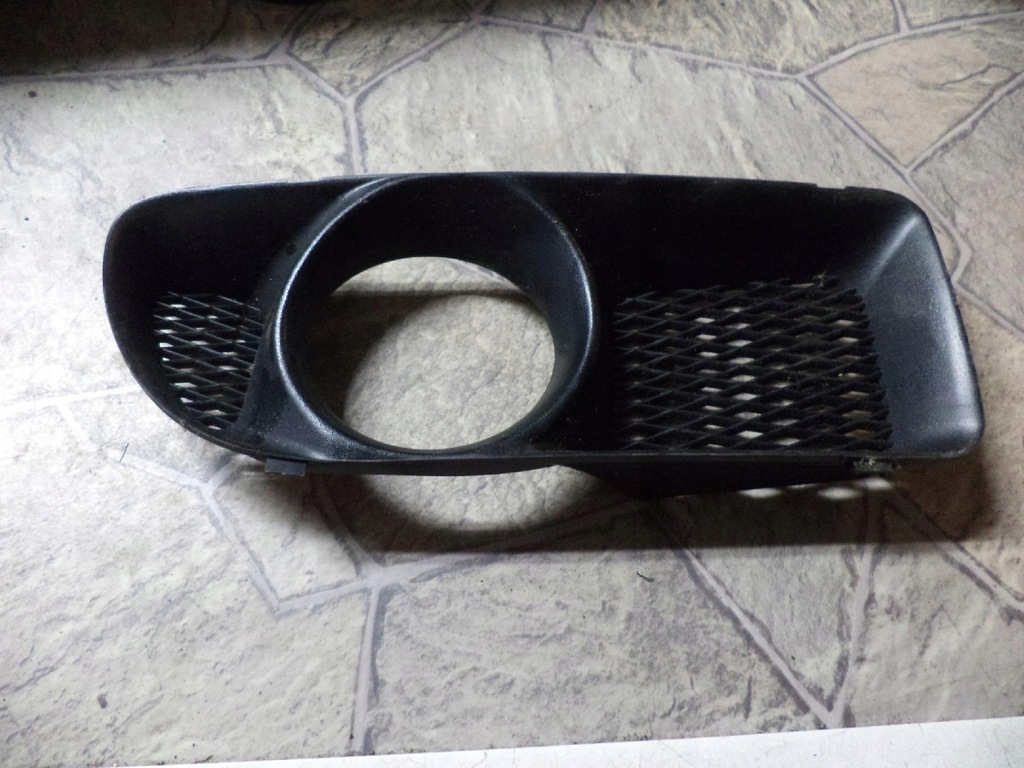 фото №1, Решётка радиатора решётка бампера skoda felicia 98- правая hal