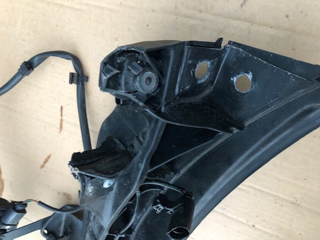 фото №6, Pas передній ,замок ,клаксон, audi a6 c6 4f0