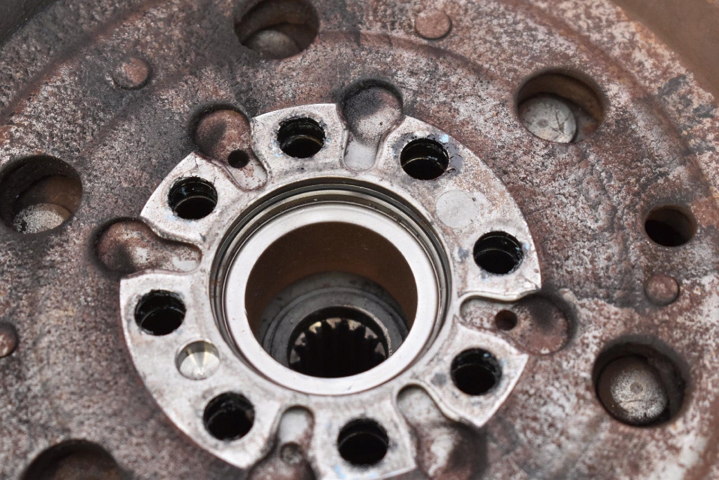 фото №5, Сцепление двухмассовый двухмассовый маховик 55352025 9223223 suzuki swift 4 iv mk6 1.3 ddis