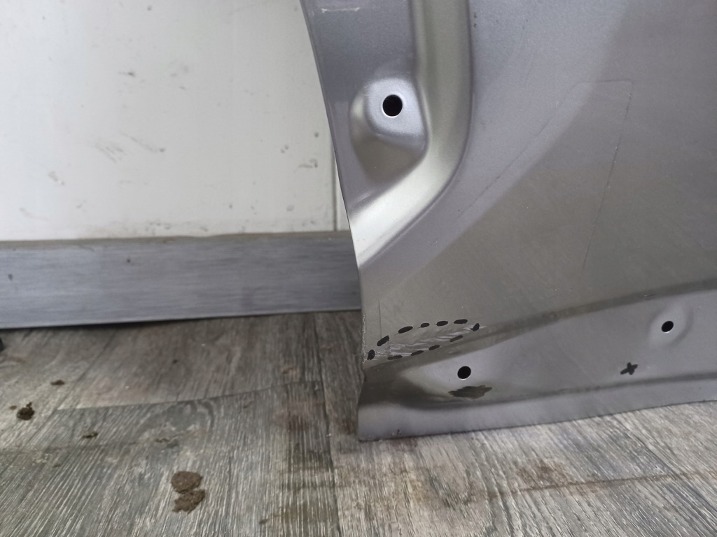 Двері ----- lexus nx ii 2021-2026 ------ задні праве ---- в Україні