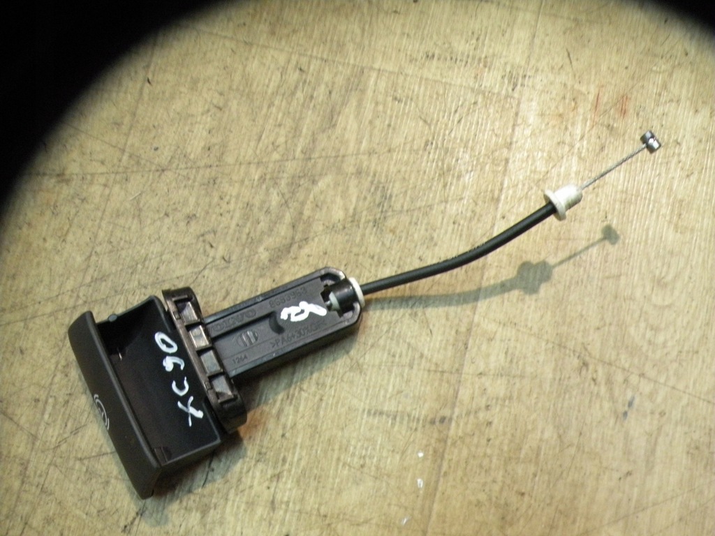 фото №1, Volvo xc90 03-14 зачіп ручка гальма pomocniczeg