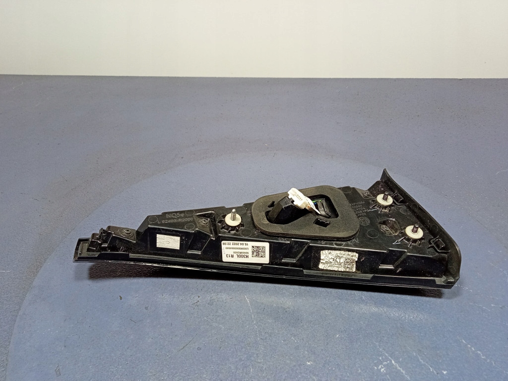 фото №4, Kia sportage v лампа задняя левая задняя внутренняя 92403r2000