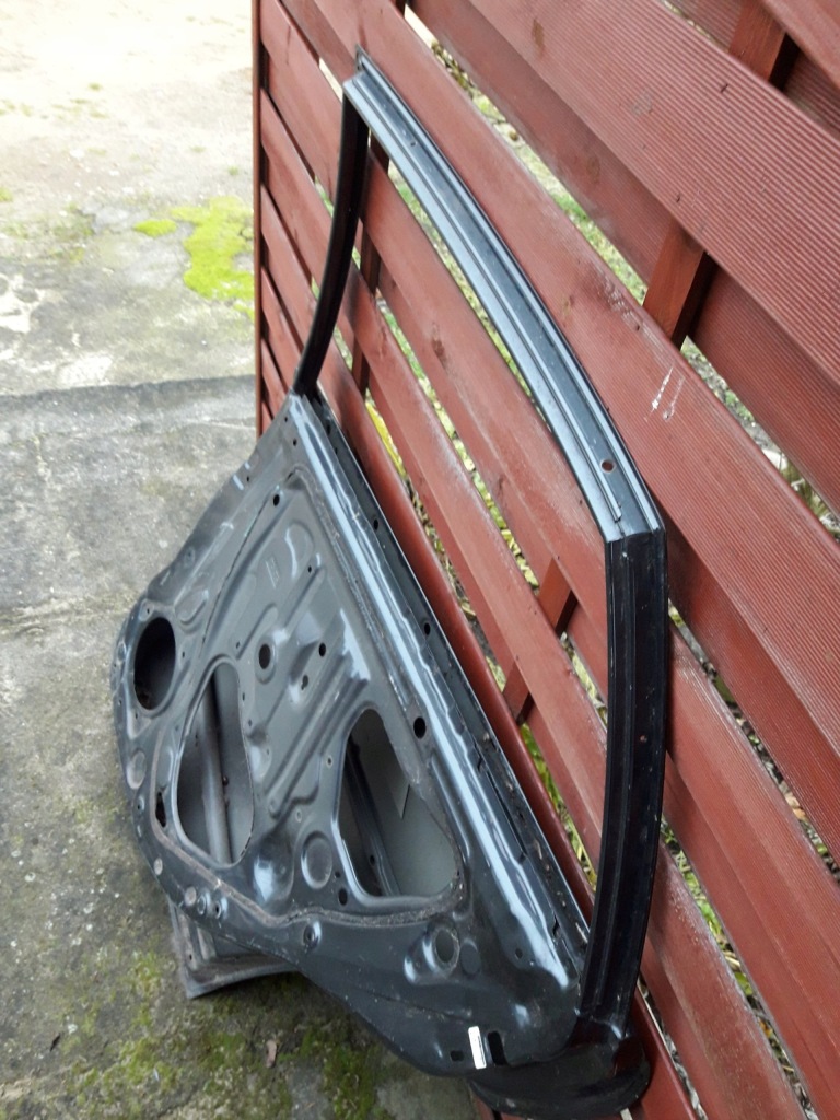 Дверь lexus rx 03-08 hybrid правое  задняя задняя с Разборки