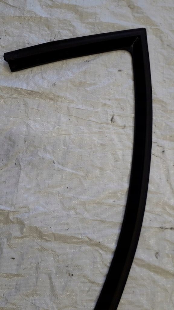 фото №8, Напрямна скло 6l3837432k seat ibiza iii 3