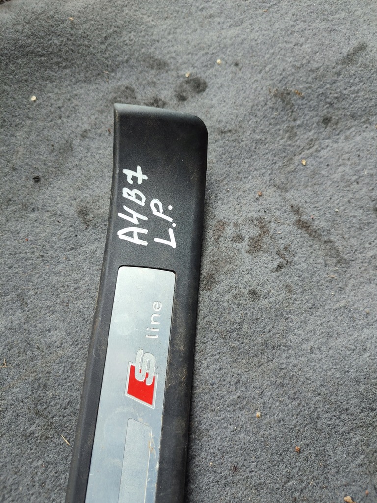 фото №4, Ліва перед молдинг поріг audi a4 b7 s-line