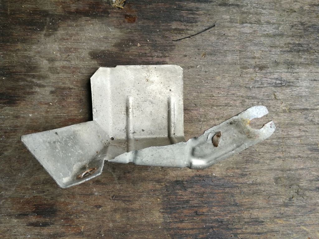 фото №4, Защита тепловая рычага перед bmw e30