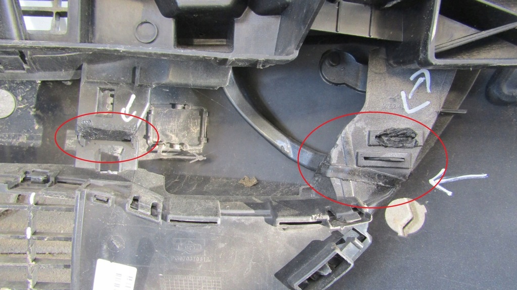 фото №10, Бампер перед передний peugeot 308 i 07-11