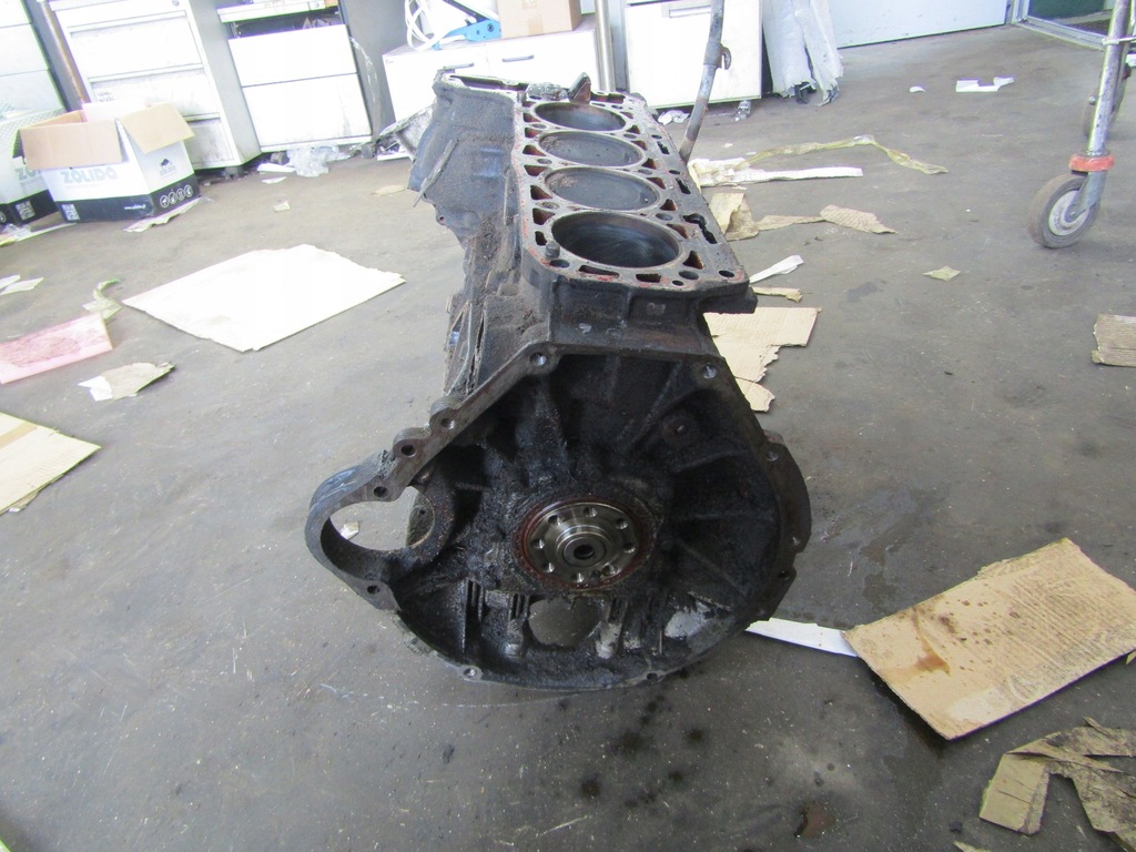 фото №12, Mercedes w201 блок двигуна dół двигуна kompletny 2,3 132km m102985 82-88