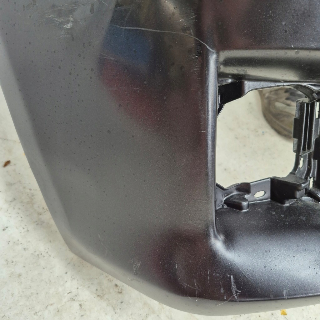 Lexus is f 05- бампер перед передний spr pdc в Украине