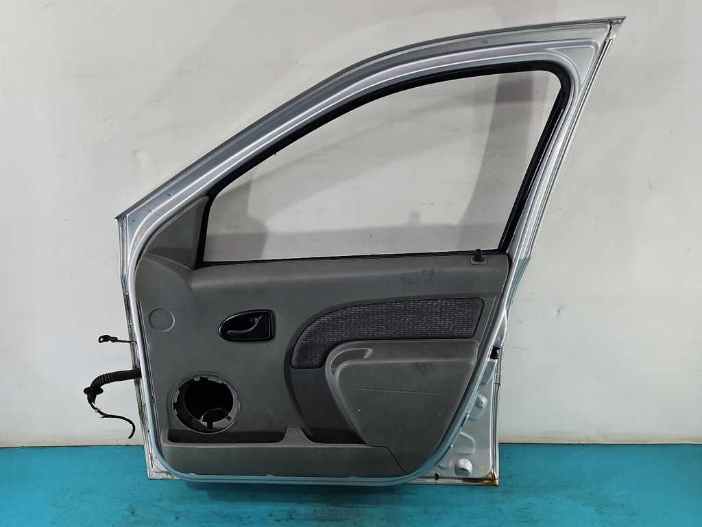 фото №13, Дверь перед правое dacia logan i 05-14 ted69