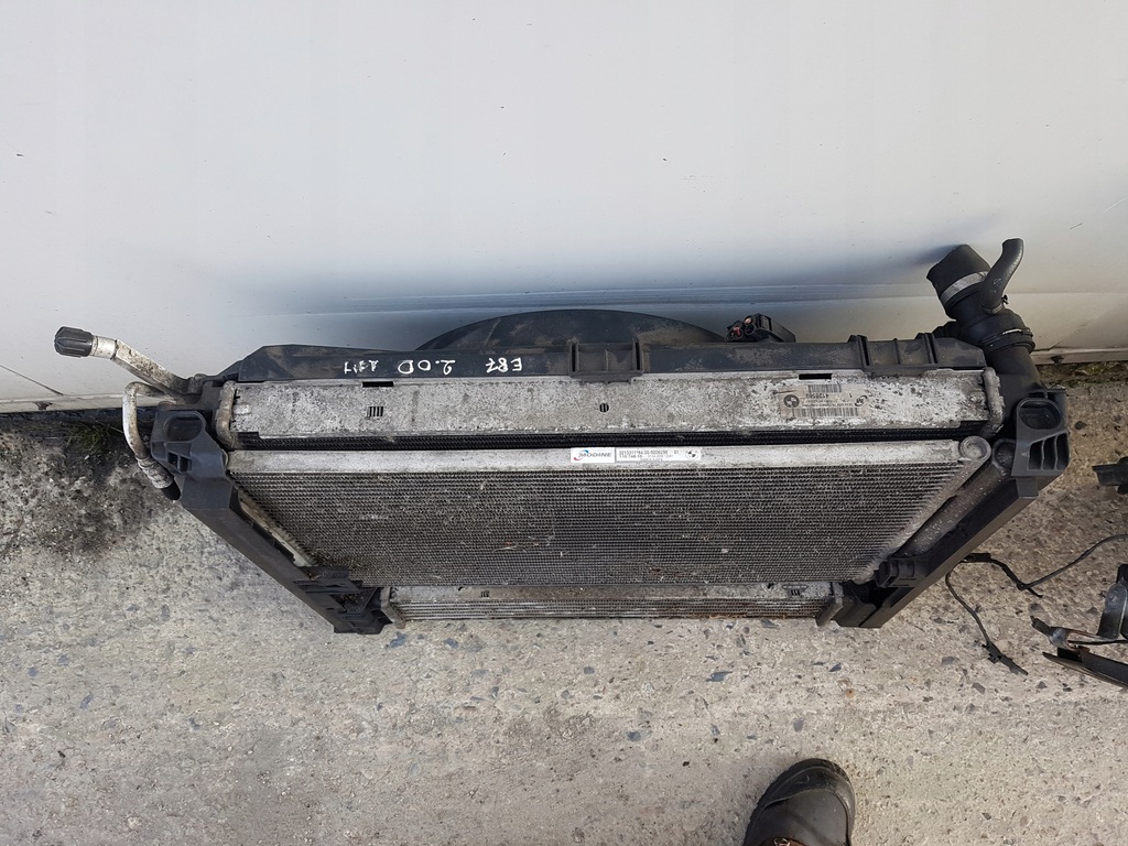фото №5, Bmw 1 e87 e81 lift 2.0 d pas передній радіатор