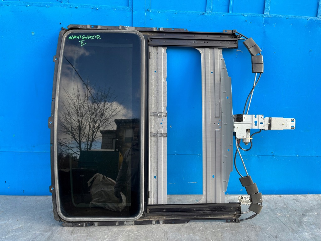 фото №1, Lincoln navigator ii 03- дах люк