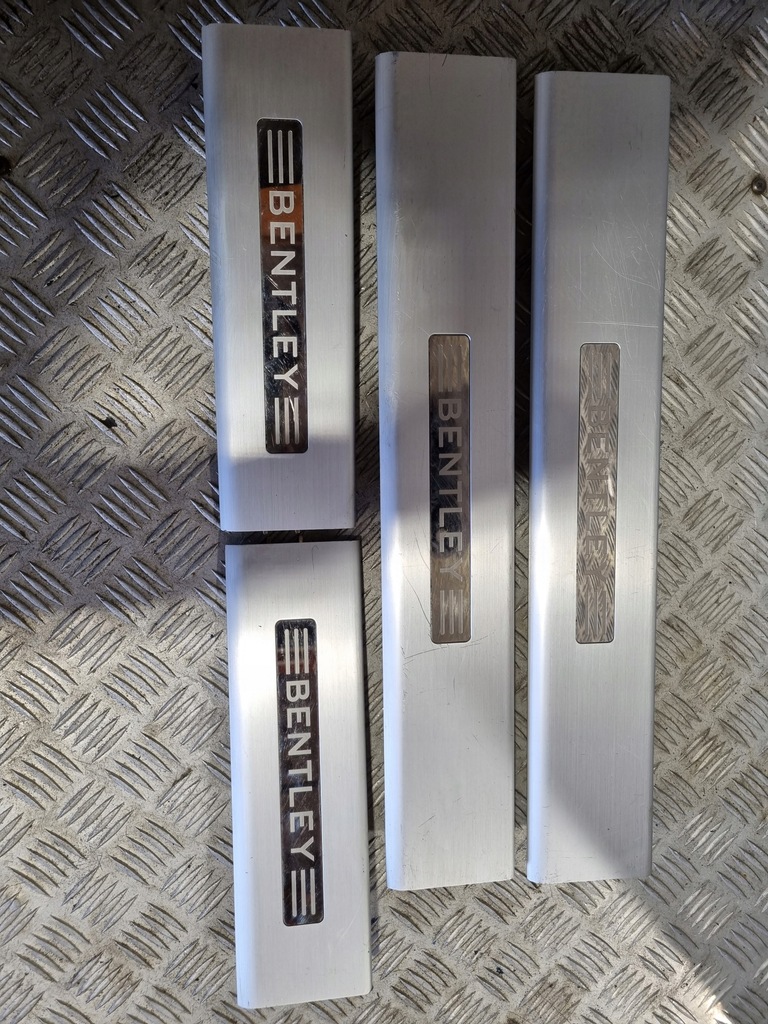 фото №1, Bentley bentayga молдинг порог