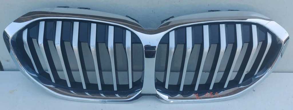 фото №2, Bmw 1 f40 решётки радиатора решётка радиатора решётка радиатора