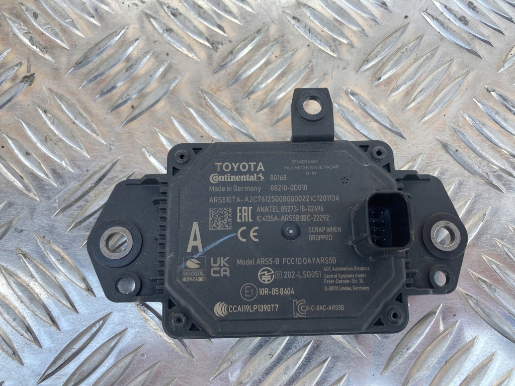 фото №1, Радар distronic yaris cross 21-