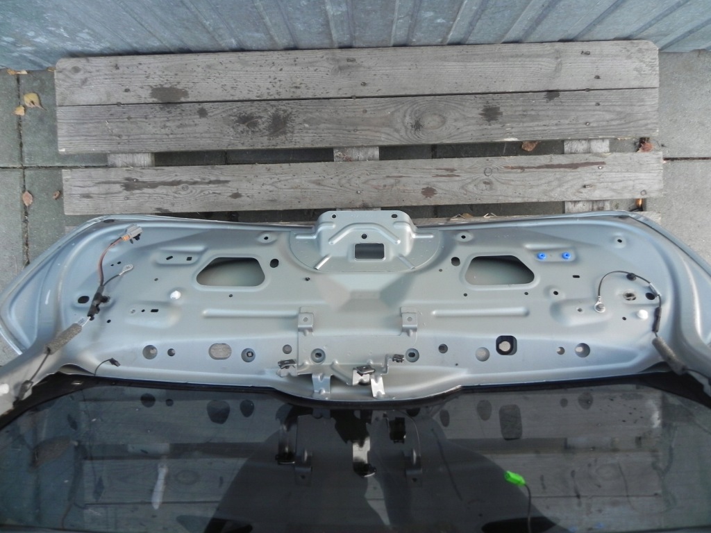 фото №7, Volvo v60 ii lift 477 46 крышка багажника задняя багажника стекло