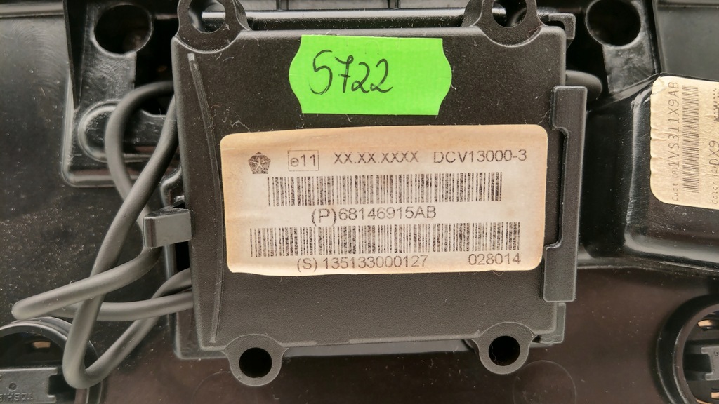 фото №7, Лампа стельовий jeep grand cherokee 68146915ab