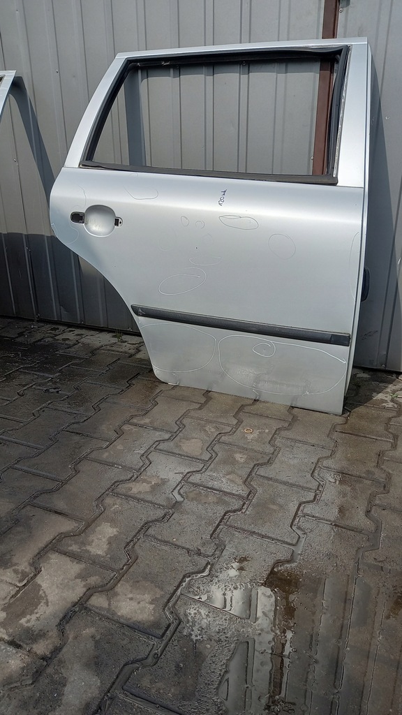 фото №1, Дверь правое задняя skoda octavia 01r kombi