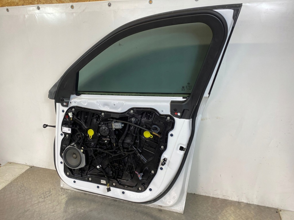 2021 alfa romeo stelvio дверь передние Оригинал