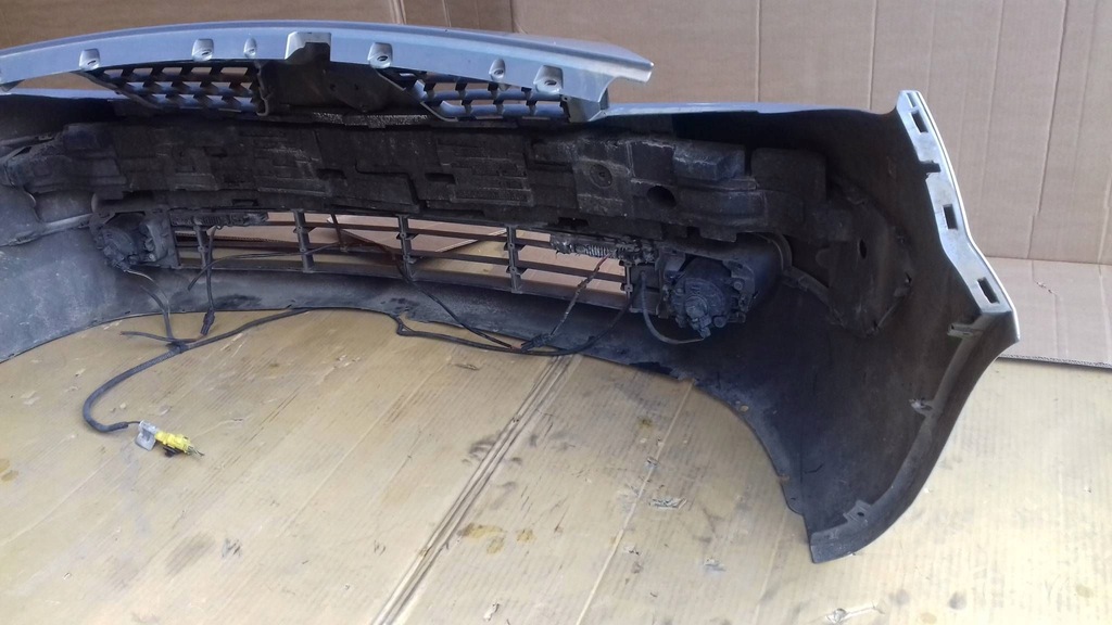 фото №10, Бампер перед передний renault scenic ii 03-06