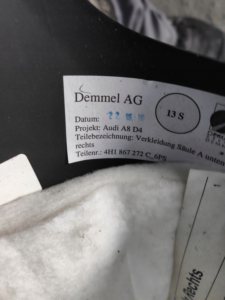 Накладка молдинг поріг підсвічена audi a8 d4 Недорого