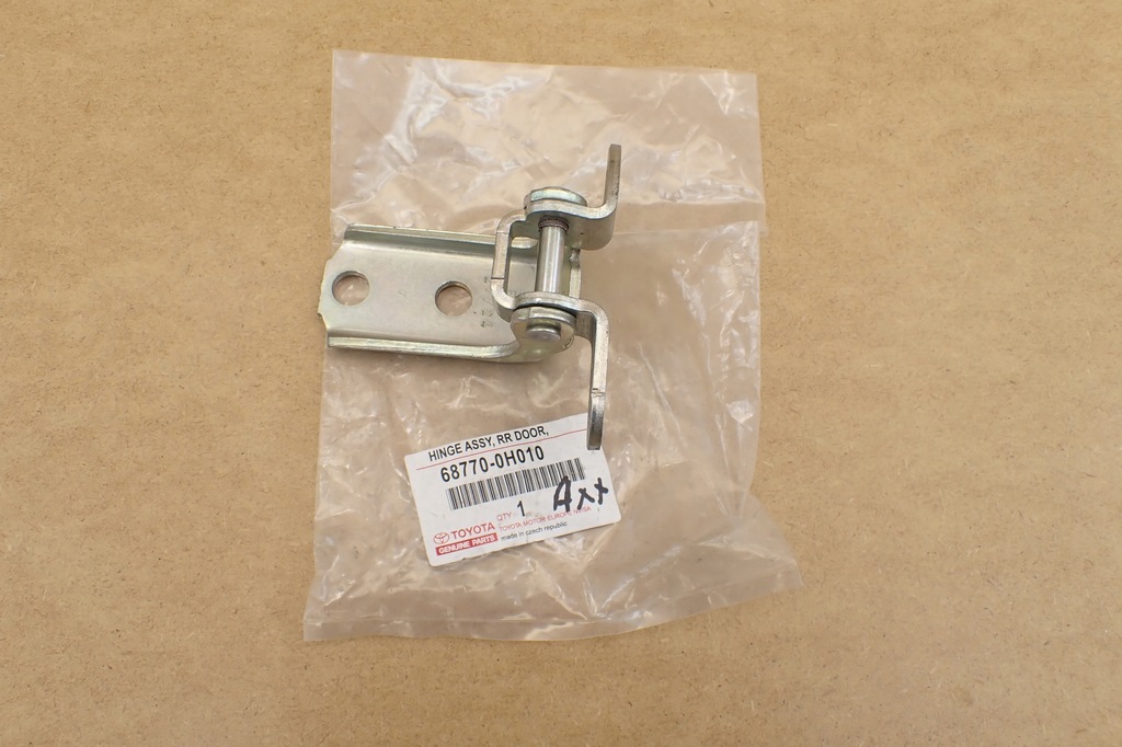 фото №9, Петлі двері правий задня toyota c-hr prius iii corolla e15 rav4 687700h010