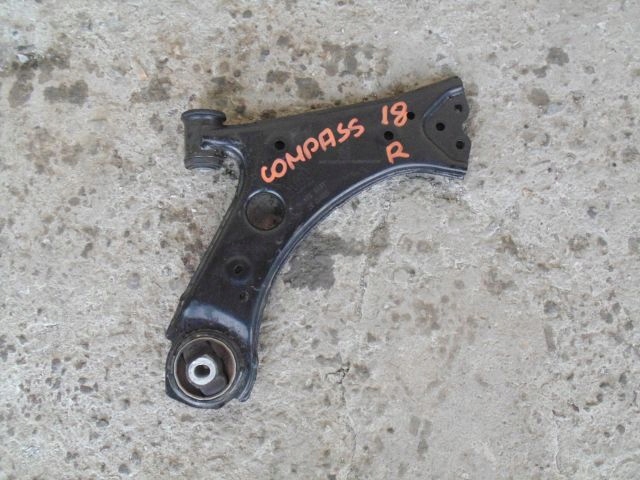 фото №1, Важіль передній правий jeep compass 2018 rok.