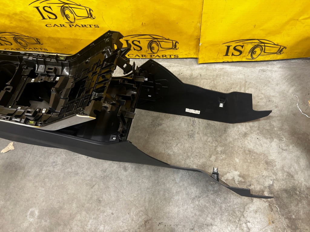 фото №7, Підлокітник бардачок тунель середній range rover evoque ii l551