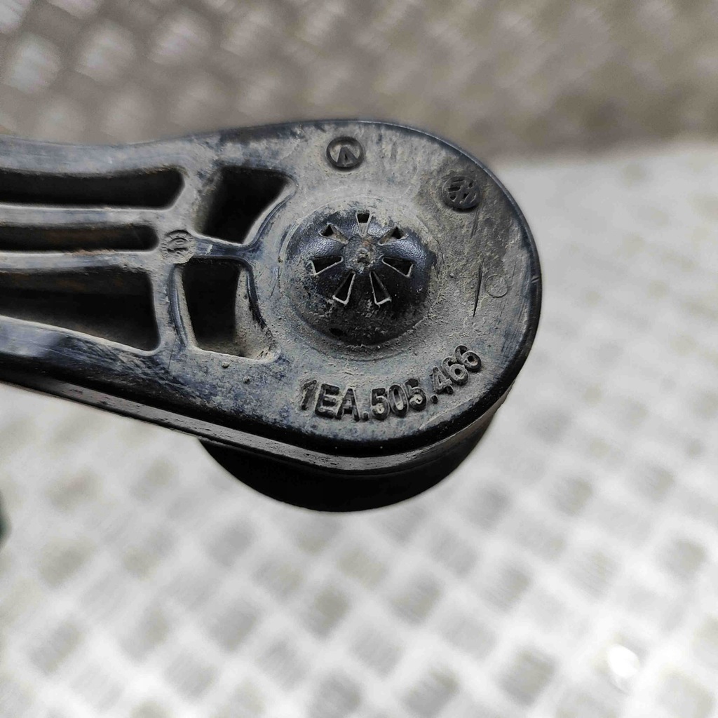 фото №6, Задній правий з'єднувач стабілізатора vw id.4 e21 1ea505466 22058784 128kw