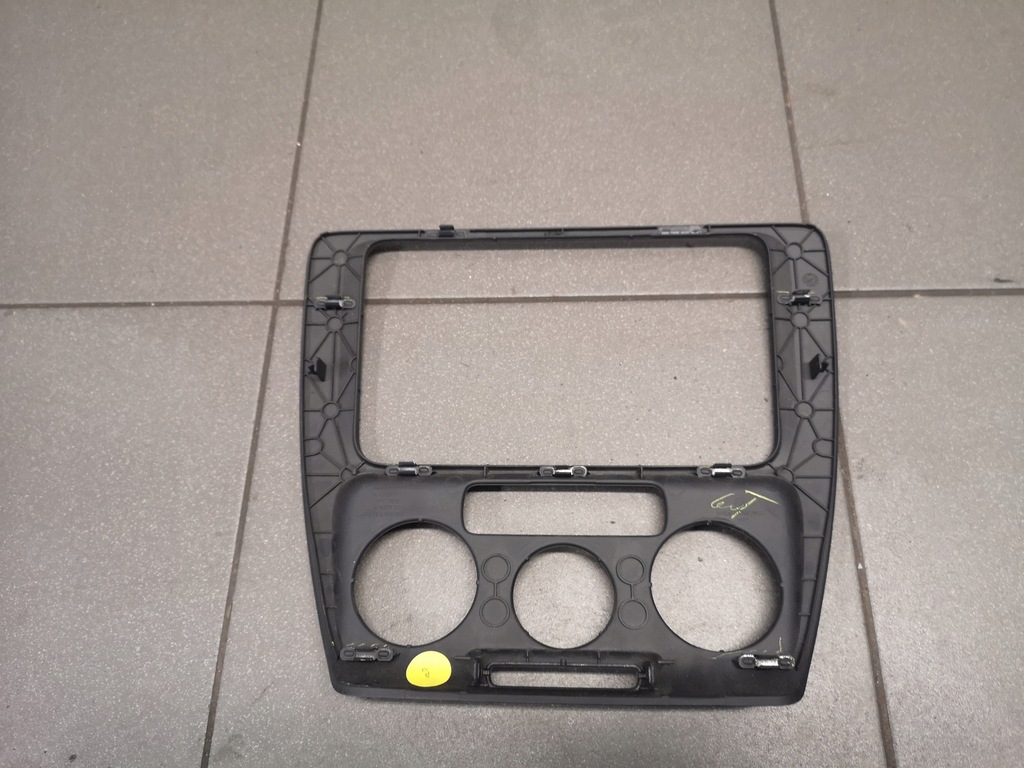 фото №11, Рамка захист консолі vw jetta 5c6858071