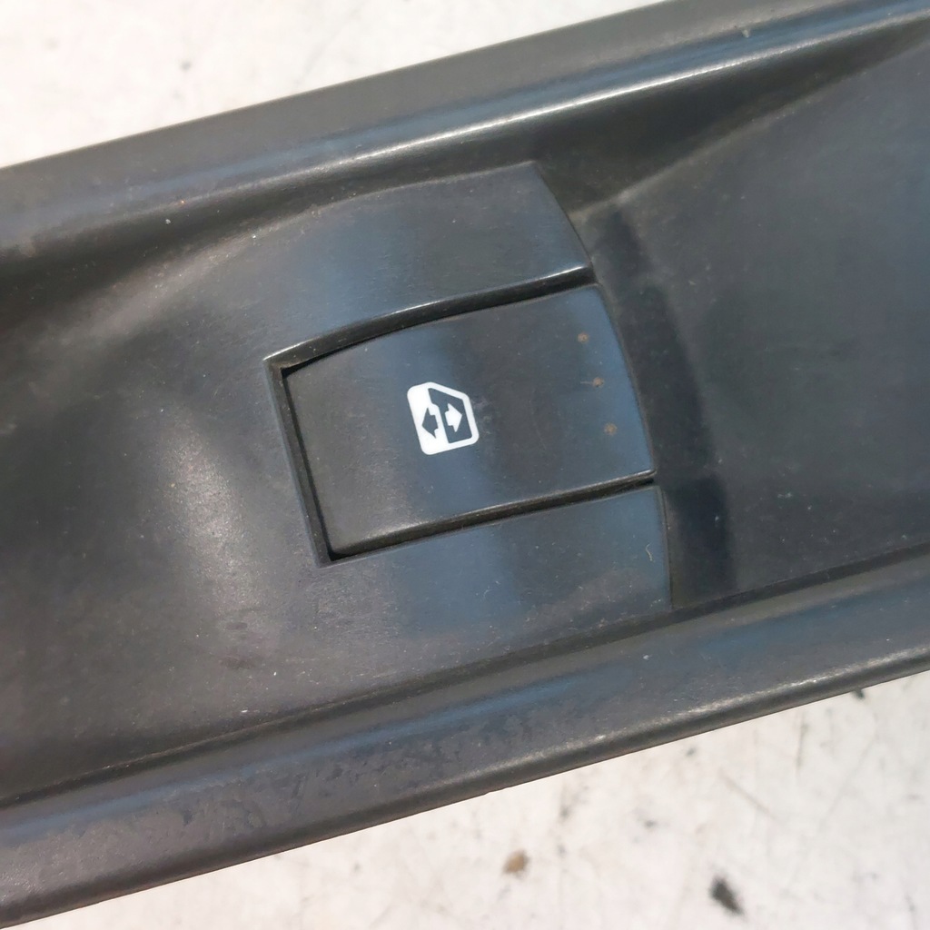 фото №6, Renault espace iv 4 панель керування вікон правий задня 00012127