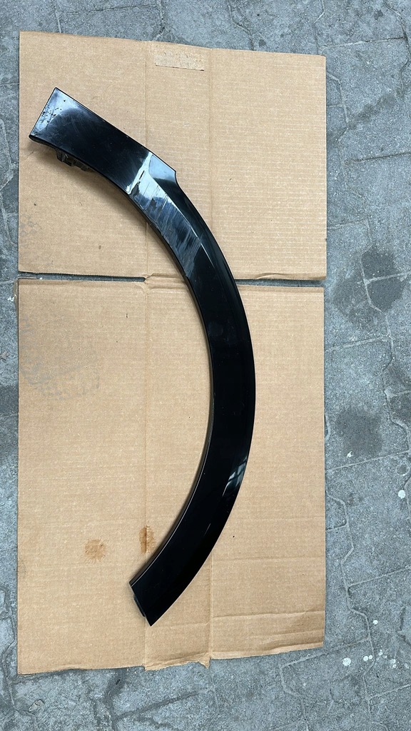 фото №1, Kia niro 2021- молдинг na крила права задня