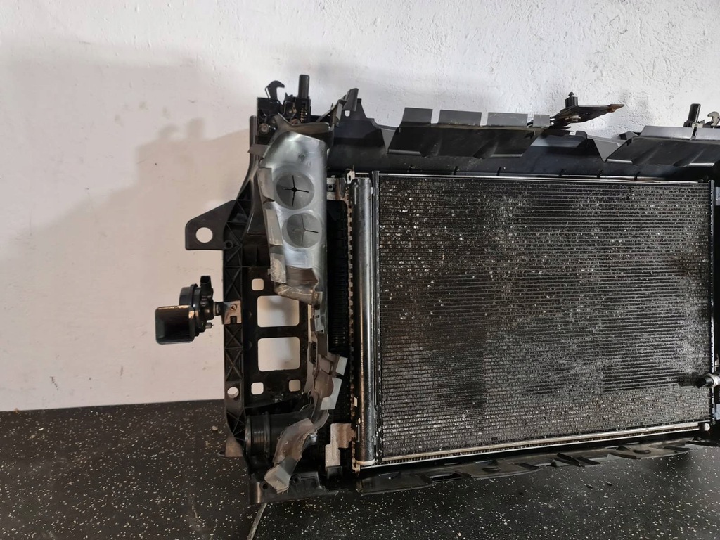 фото №6, Audi q7-4m0- pas передний с замками