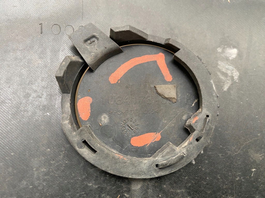 Бампер перед tesla model 3 передний 2017- pdc 1089450-00 с Разборки