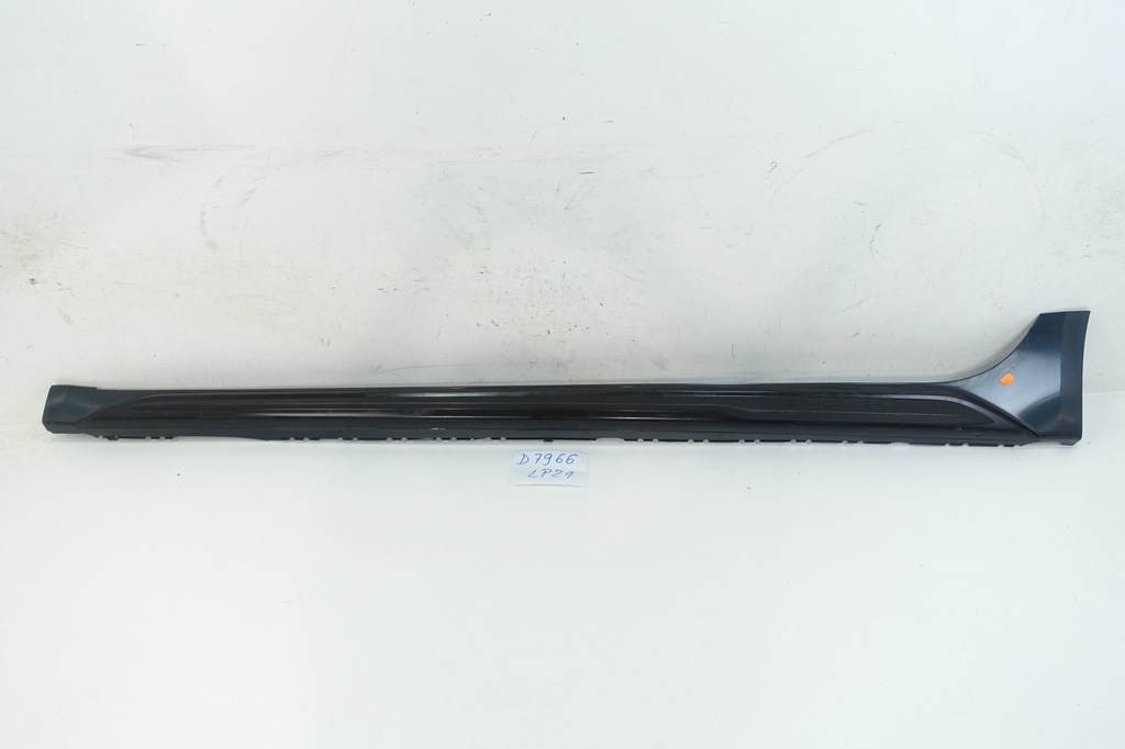 фото №1, Молдинг порог левая audi a4 b9 lift kombi allroad