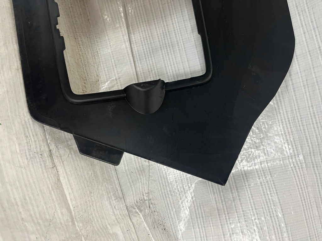 Mercedes w213 257 w257 c257 защита накладка порога  правая передок  a2136800235 Доставка
