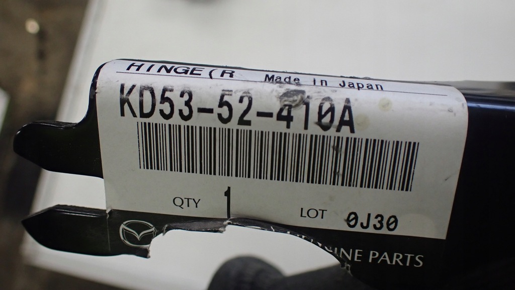 фото №8, Оригінальний петля капот правий mazda cx-5 11-17