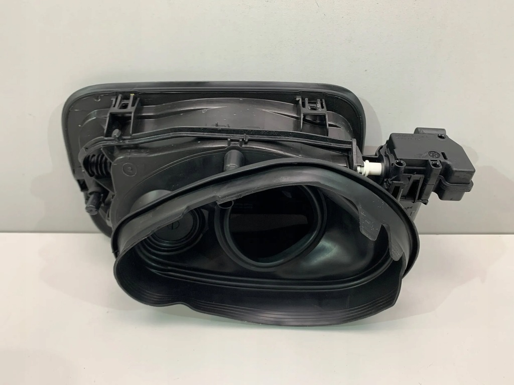 фото №5, Bmw 2 f22 крышка заливной топлива 7286043