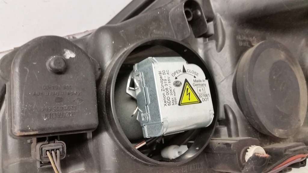 фото №11, Лампа перед правая ксенон renault espace iv 02-06 eu