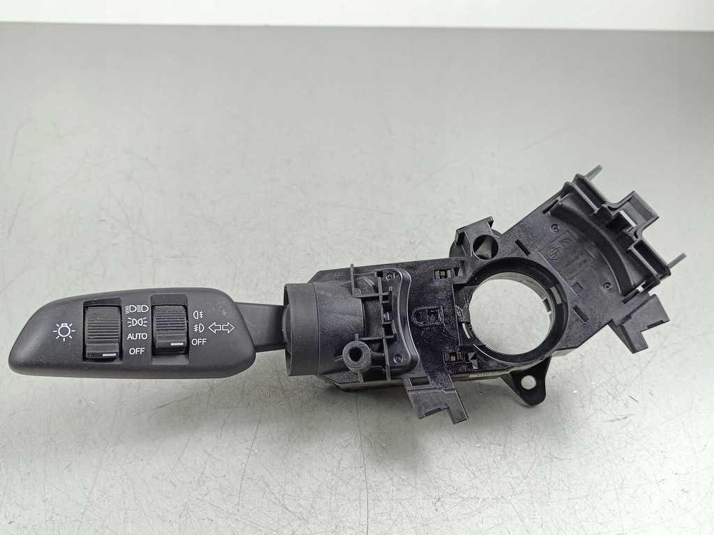 фото №1, Ssangyong tivoli перемикач комбінований 85910-35130