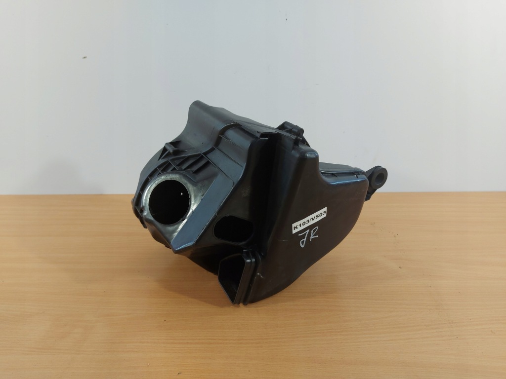 Купити Фільтр повітря корпус bmw e82 e87 e88 e90 e92