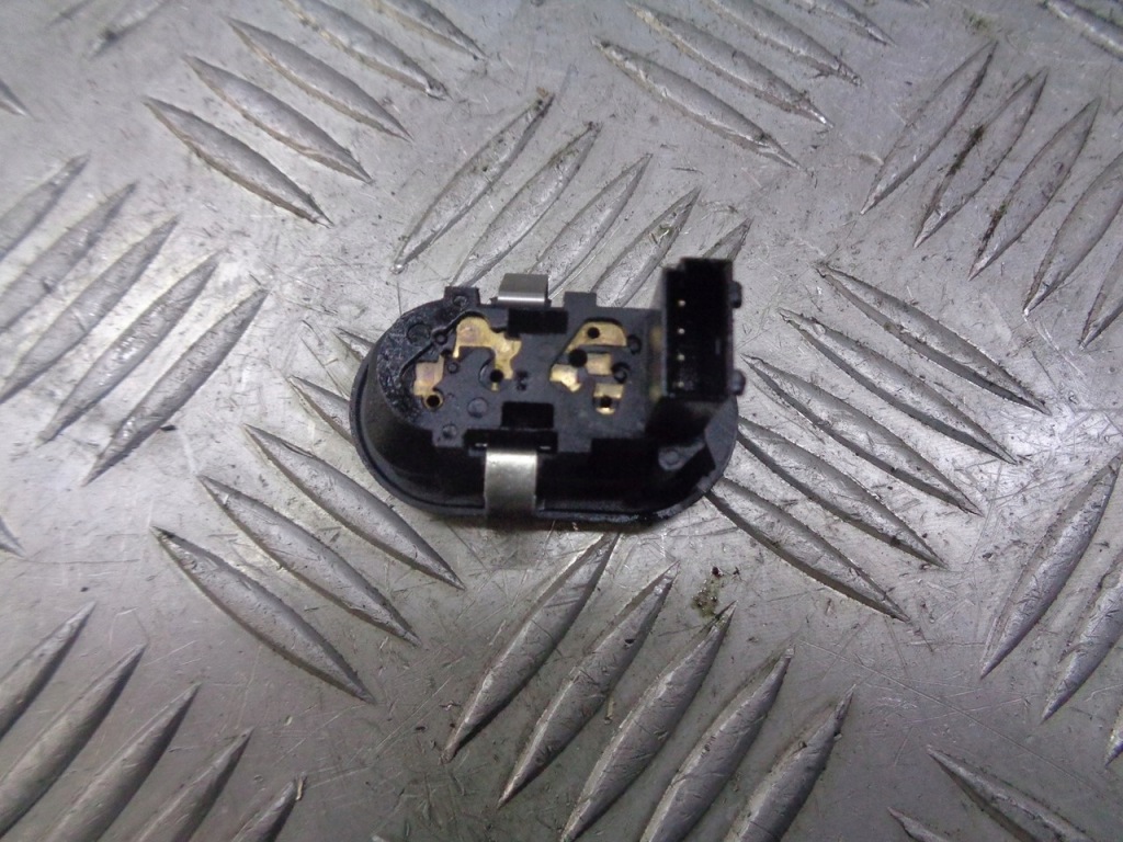 фото №2, Кнопка переключатель стекло opel astra g